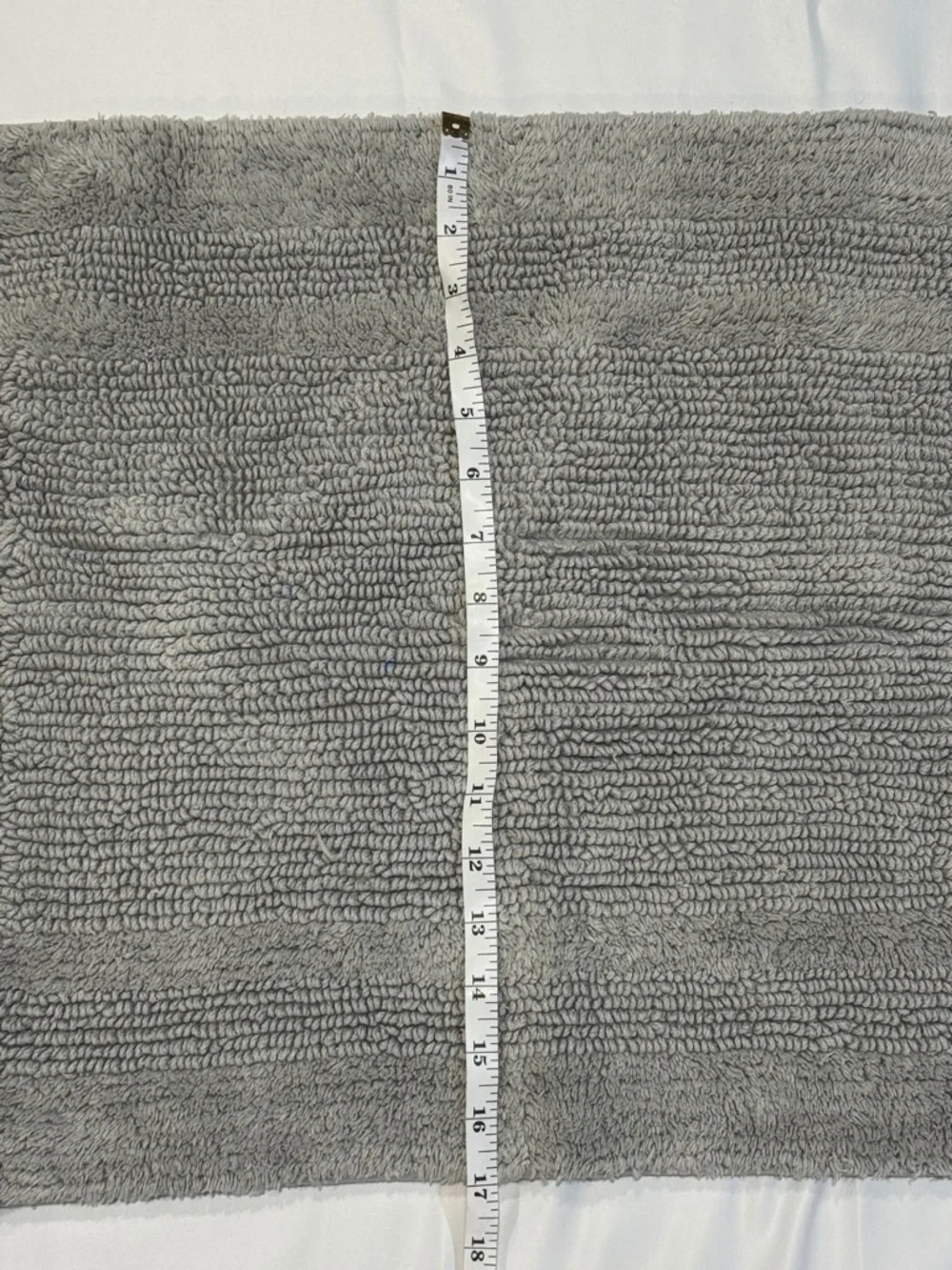 Laura Ashley Light Gray Reversible Cotton Bath Rug (Size 17